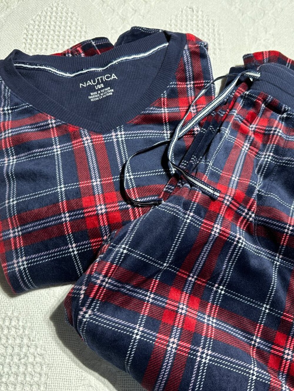 Nautica Womens L Red Navy Plaid Fleece 2 Piece Pajama Set